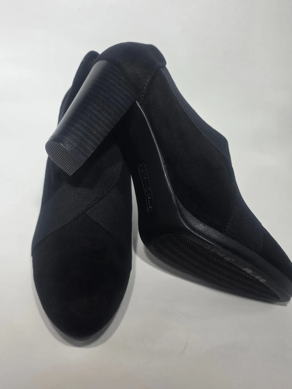 Andrew Geller Black Slip On Heels 9.5M Comfort Stretch Block Heel Shoes